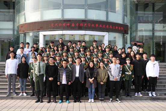 说明:024A1464